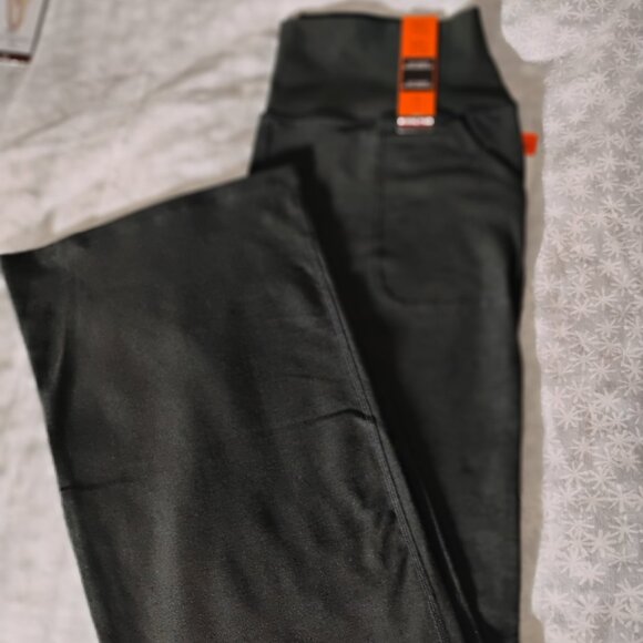 Women's Kirkland Signature Brushed Flare Pants Size xxl NWT - Picture 2 of 5